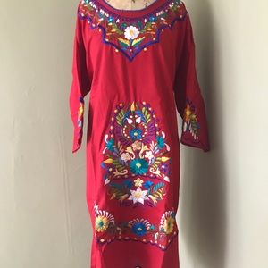 XL embroidered Mexican dress